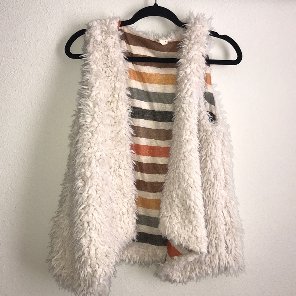 Fur vest